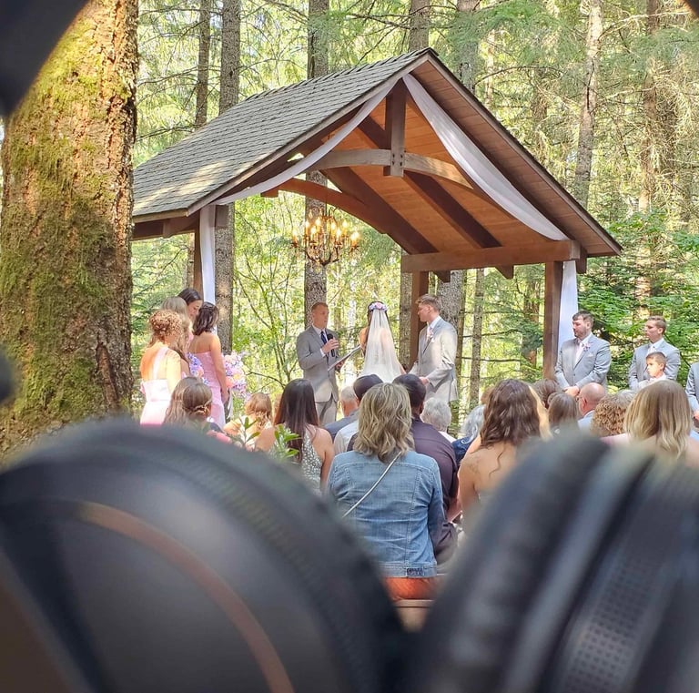 A picture of a wedding ceremony at Three Strands Farm in Lebanon, Oregon.