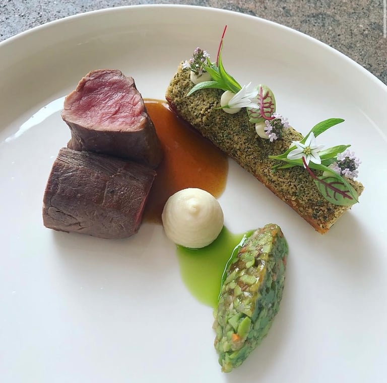 plat gastronomique filet de cochon nustrale Ajaccio