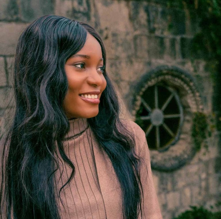 Girl in old town photographer budva