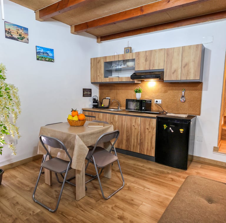 cucina completa la casa di sughero