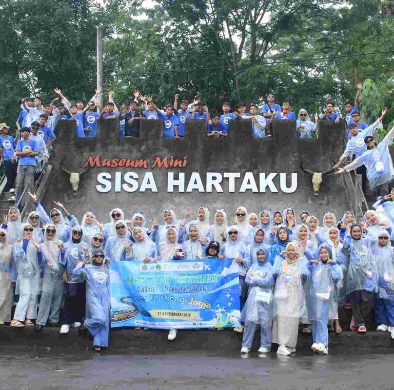 Kegiatan Studi Tour Jogja