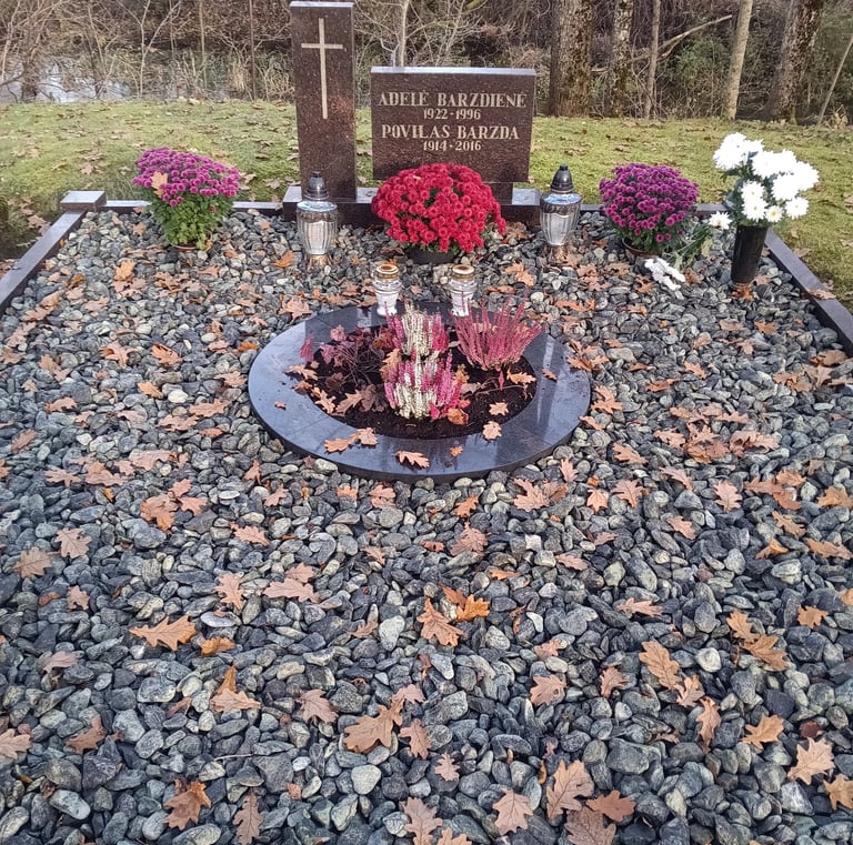 Povilas Barzda 1914-2016 Adelė Barzdienė 1922-1996