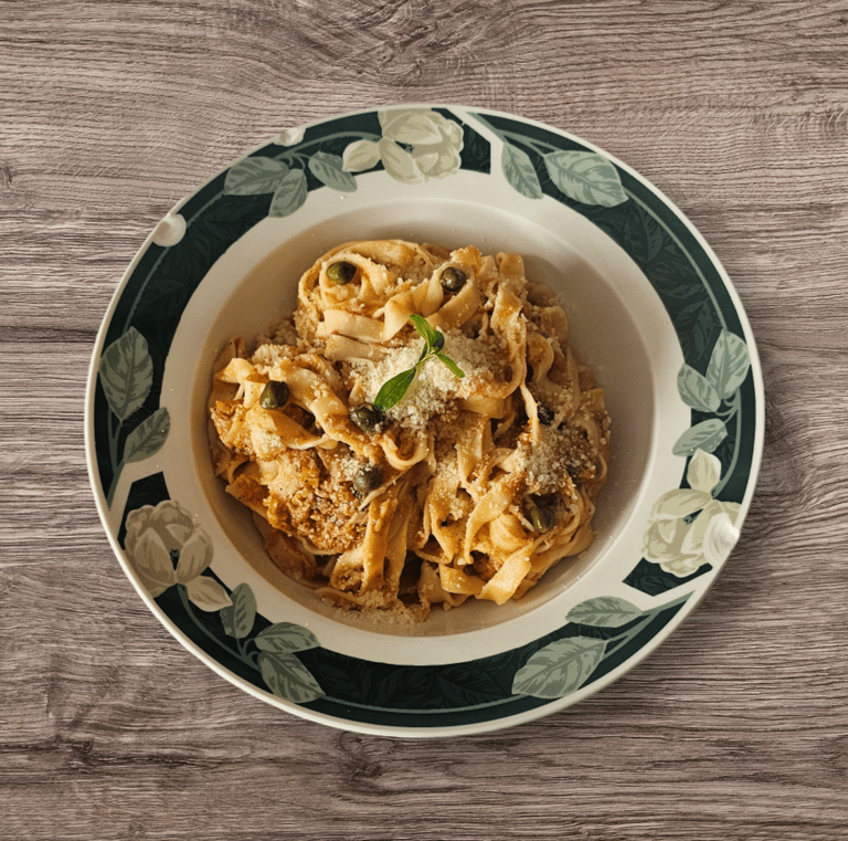 fetuccini al tono forno rosso