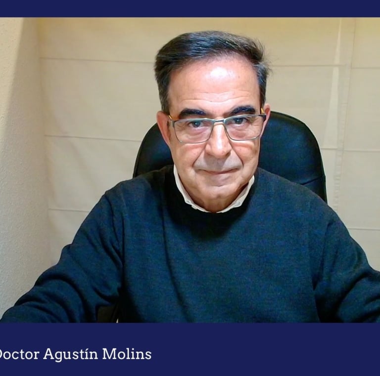 Dr. Agustin Molins, Colegiado 25648-B