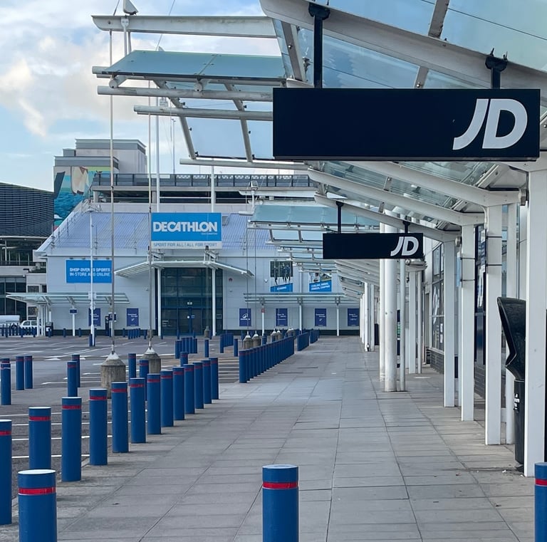 Southampton © West Quay Retail Park in West Quay Road.