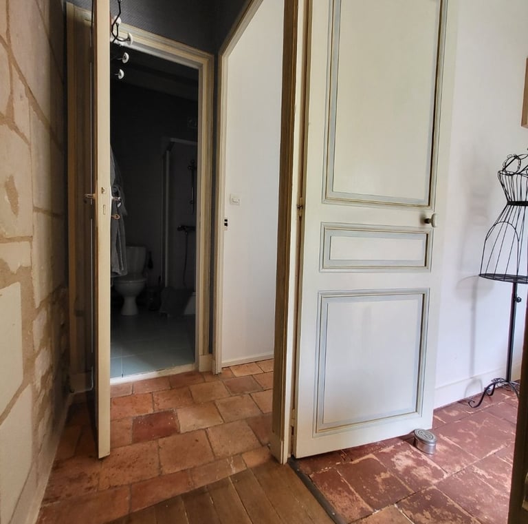Etage privé, chambre d'hôtes avec petite chambre attenante