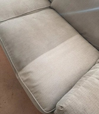 Nettoyage professionnel canape beige à Ramonville-Saint-Agne par NetT