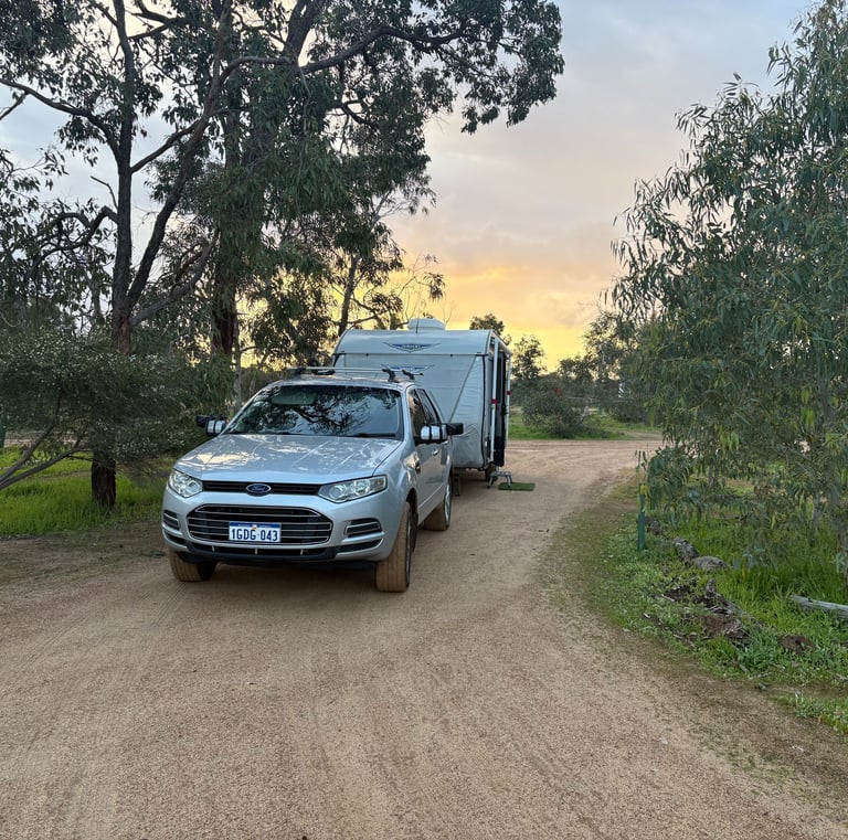 Western Flora Caravan Park Arrowsmith WA