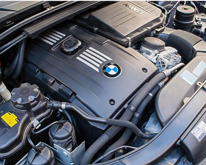 engine bay detailing on bmw