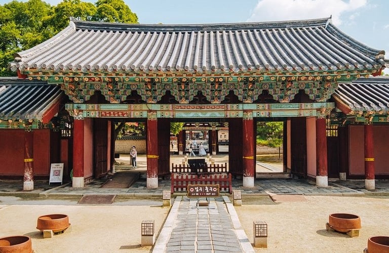 Gyeonggijeon Shrine