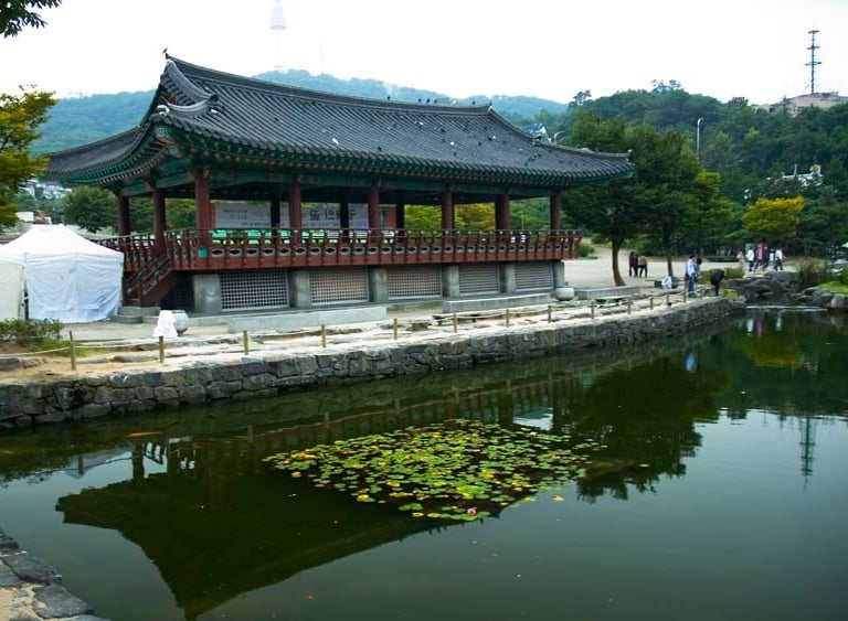 Namsangol Hanok Village