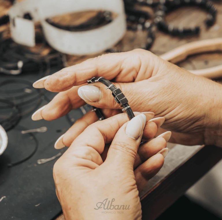 Bracelet en atelier