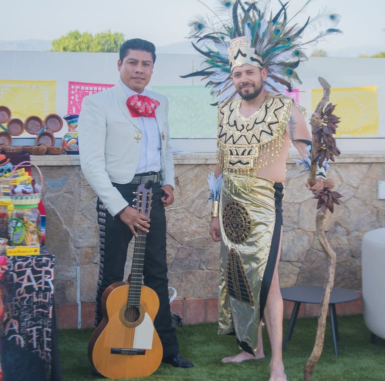 mariachi de jalisco y azteca de Los Ojos de María