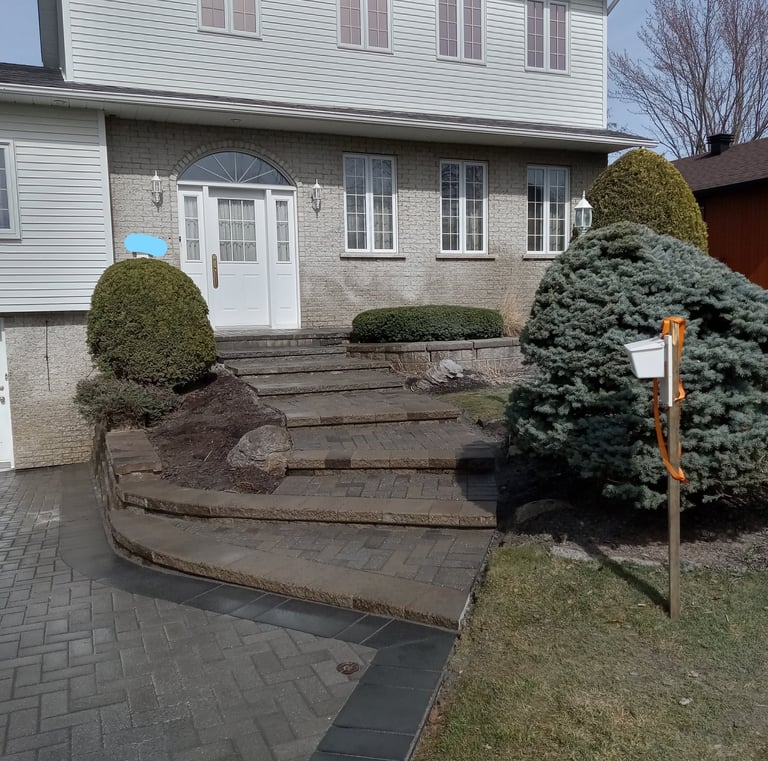 Entrée de Pavé uni rive-sud