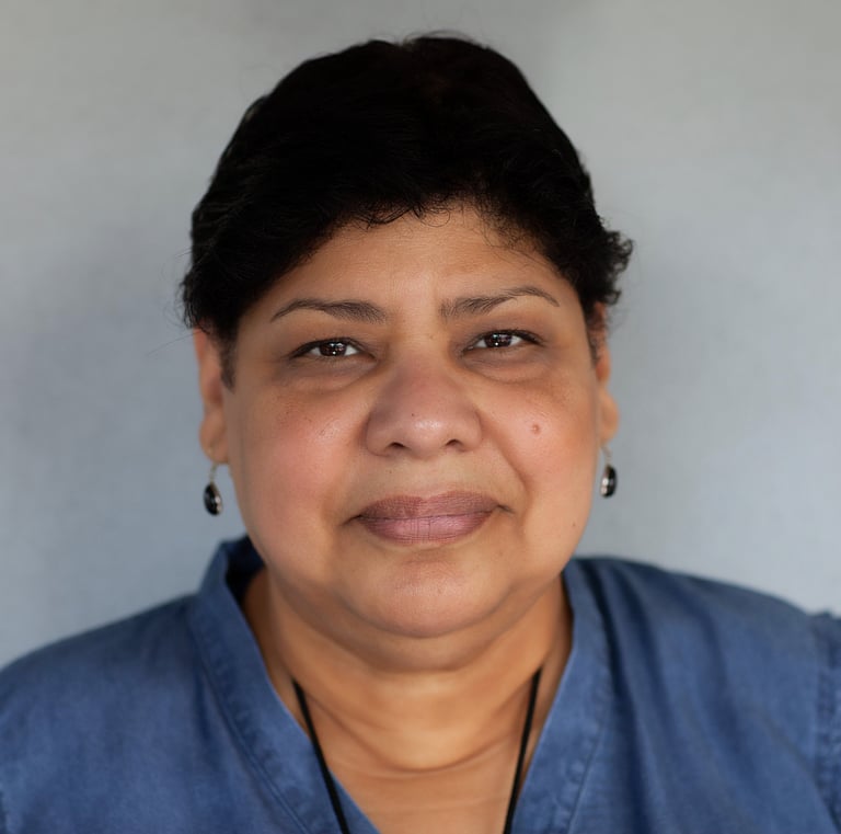 Principal Elisa