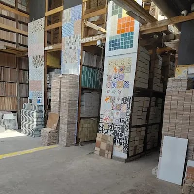 Maior loja de pisos e azulejos antigos do litoral paulista