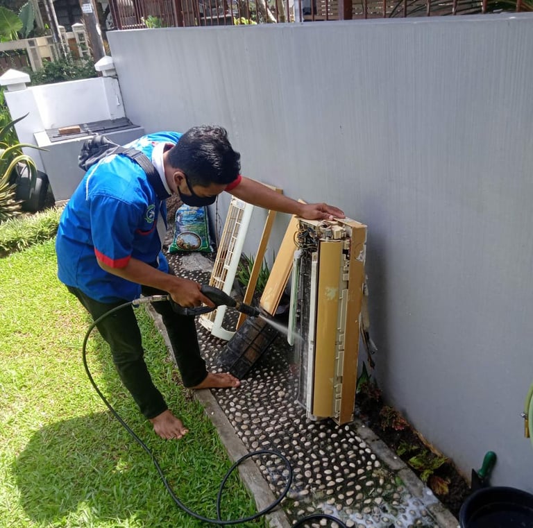 Layanan service AC Lestari Teknik berlokasi di Cibinong, Bogor
