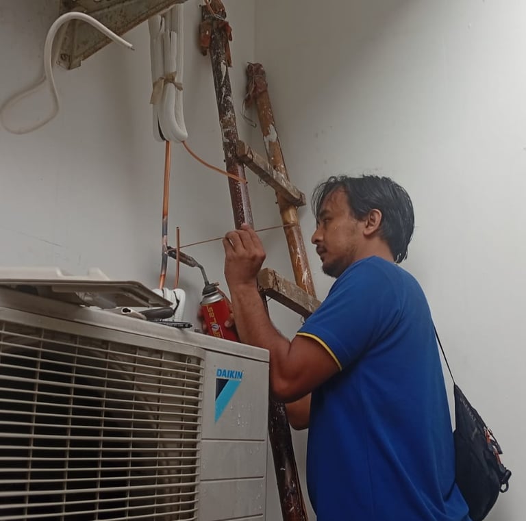 Layanan service AC Lestari Teknik berlokasi di Cibinong, Bogor
