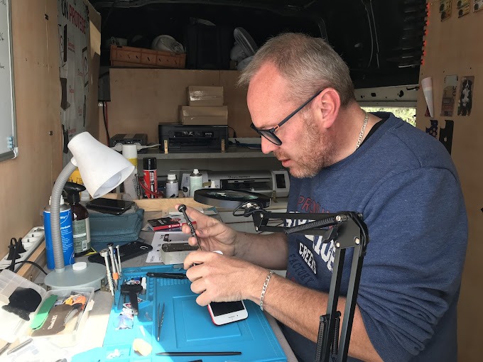 Réparation écran batterie smartphone téléphone Apple iPhone Samsung Xiaomi Marmande La Réole Eymet