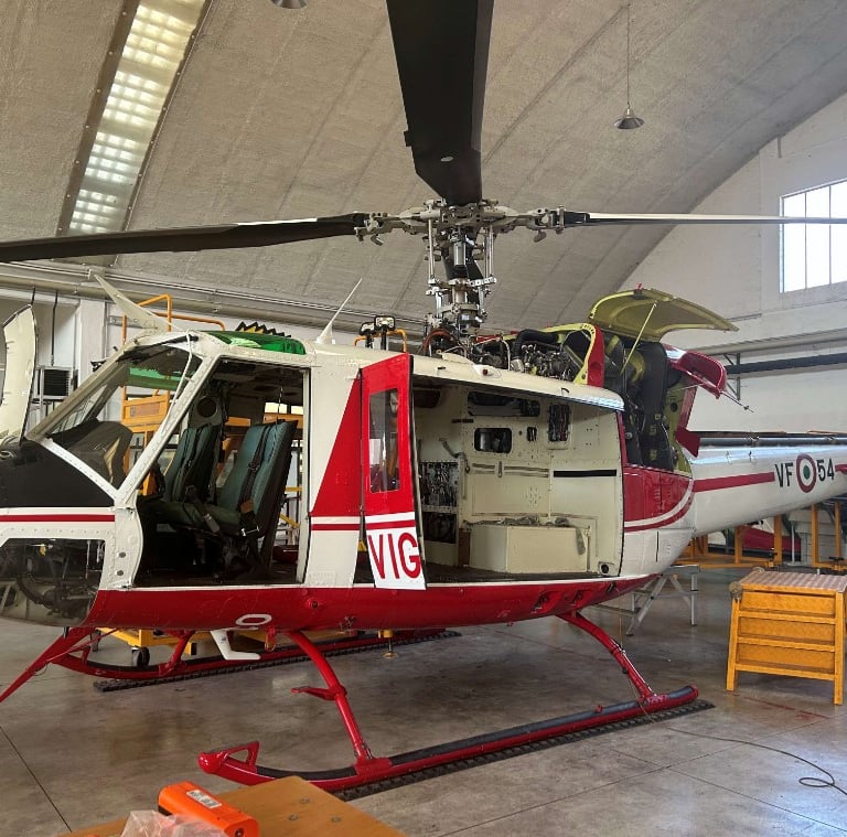 продаж вертольотів Bell 412 special