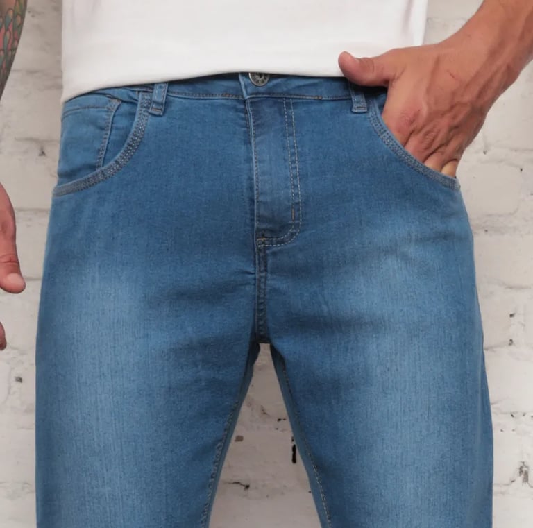 Calça Jeans Masculina Tradicional Corte Reto