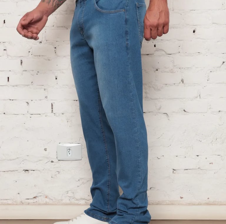 Calça Jeans Masculina Tradicional Corte Reto