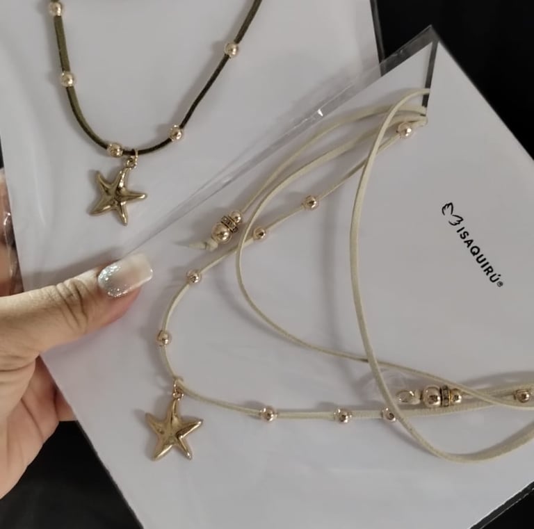 Collares con estrellas