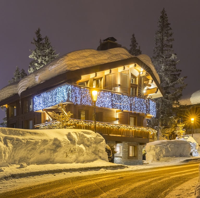 chalet sous la neige Montgenevre