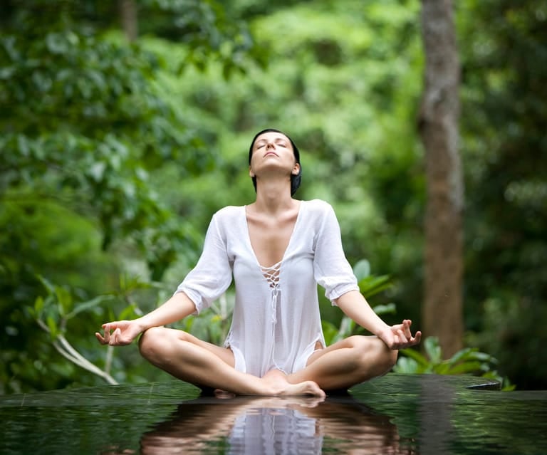 Morning yoga and meditation at Penulisan Temple,