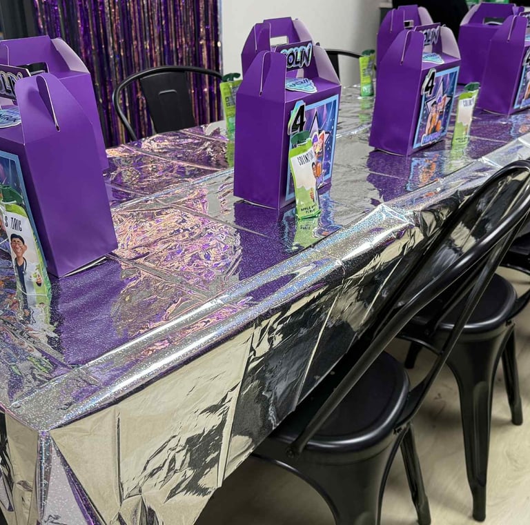 party room table highly decorated