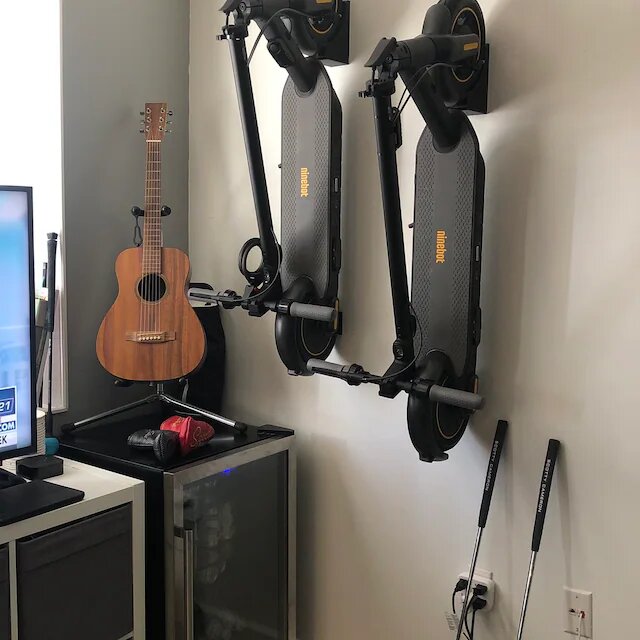 review wall mount guitar