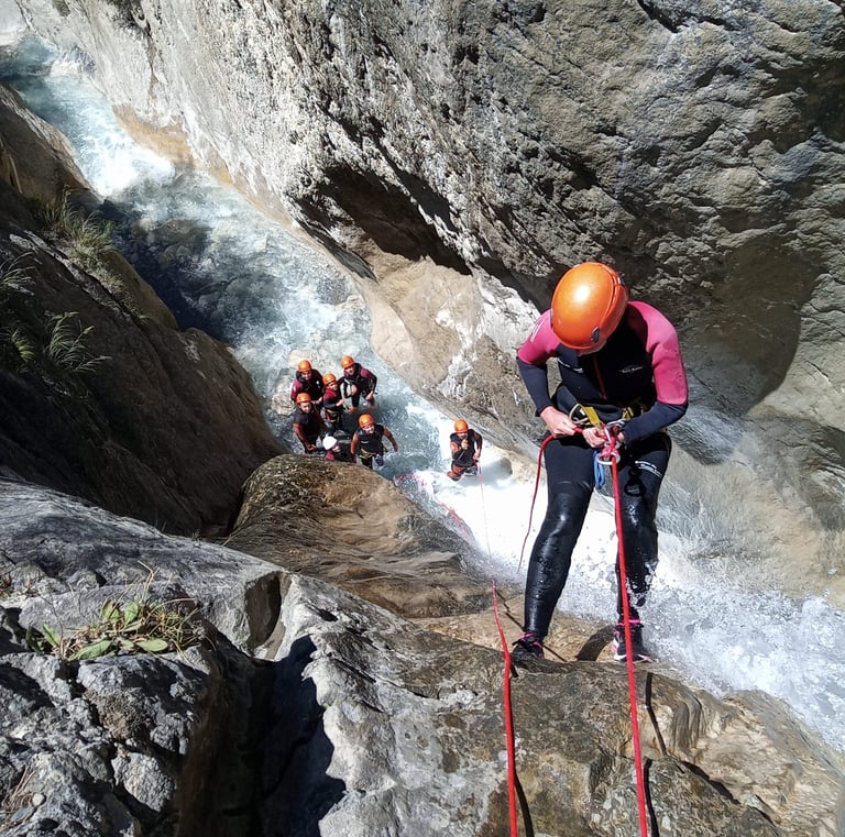 Canyoning à Serre-Ponçon, la Blache, fosse aux lions, Savines, Embrun, Chorges, Chateauroux