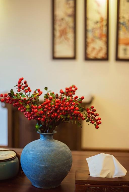 The Yangshuo Li River Resort is designed with soothing features