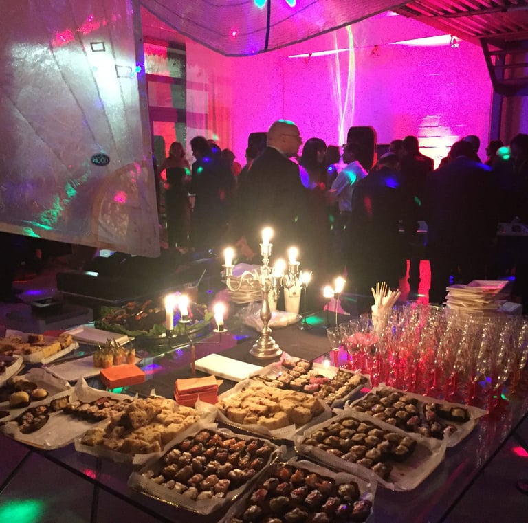 Vivi un'esperienza indimenticabile al Loft Garden. Immagina un open space luminoso che si apre su un
