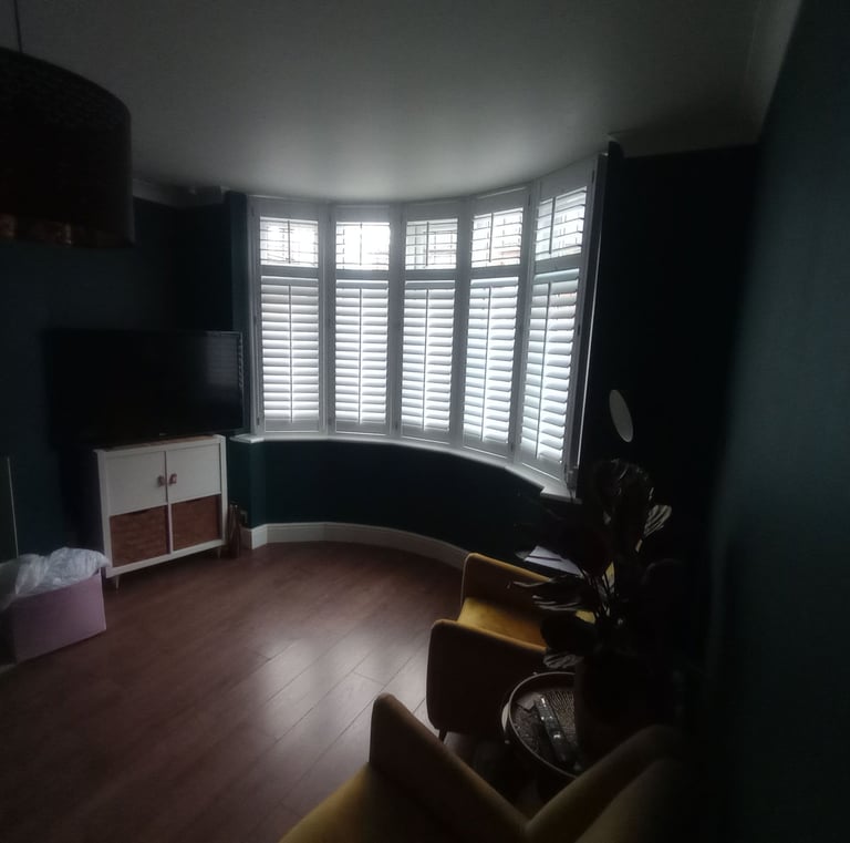 bay window shutters