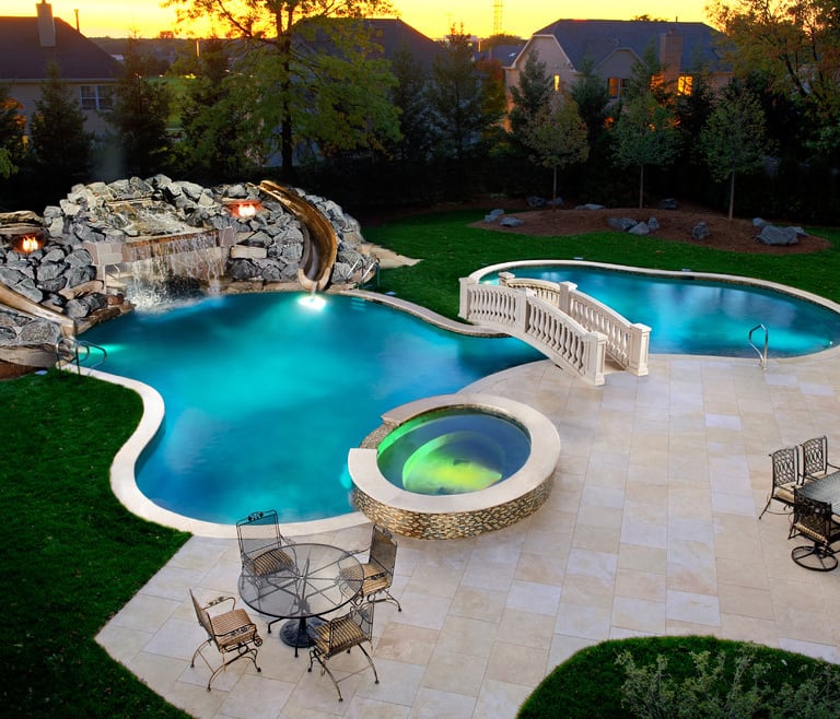 Luxury Gunite Free-form Pool Construction Quogue