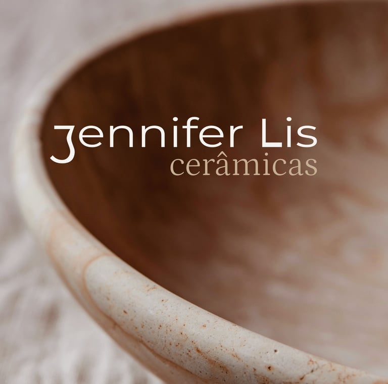 logo Jennifer Lis cerâmicas
