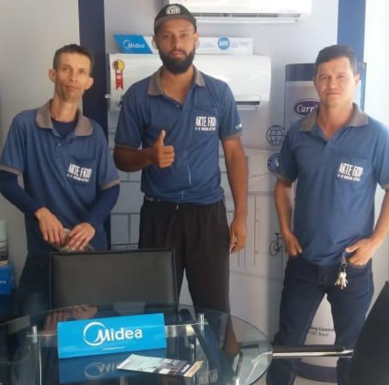 higienização de ar-condicionado midea em belo horizonte