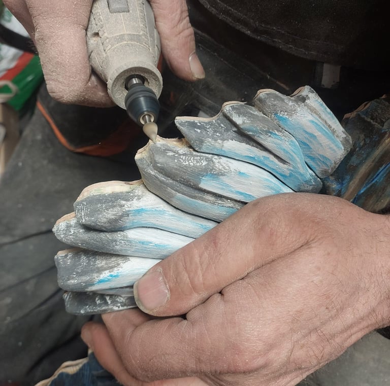 the work of a craftsman in Thracian creating an image of an eagle