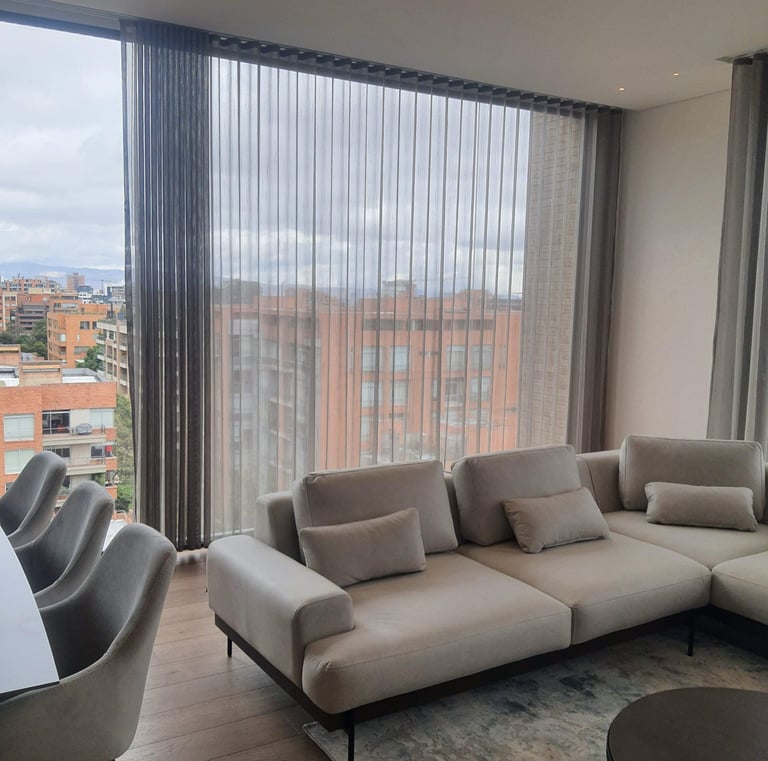 Cortinas Onda Serena de alta calidad, con diseño elegante y funcional para el control de luz