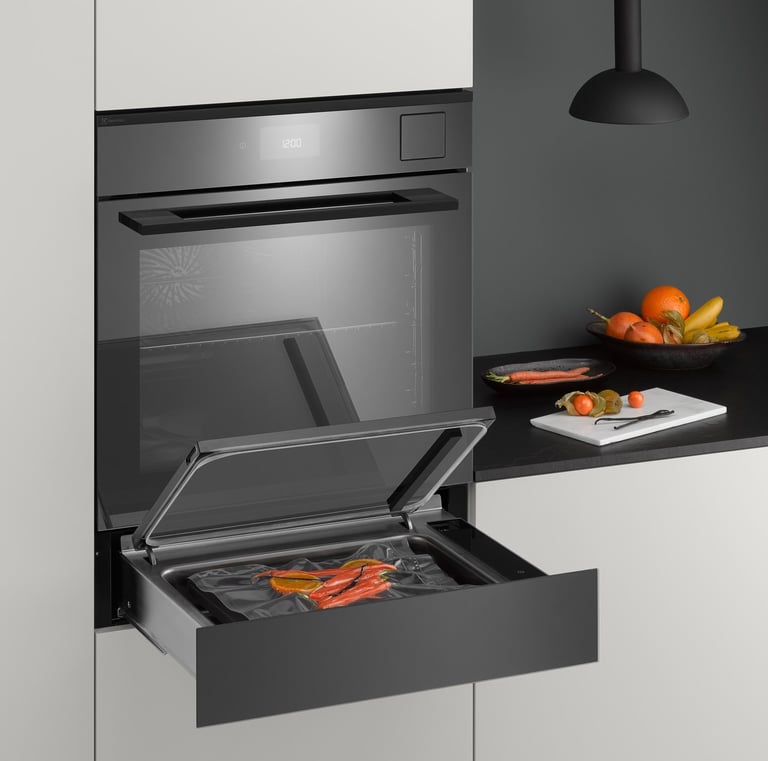 Integrierte Vakumiermaschine von Partner Electrolux
