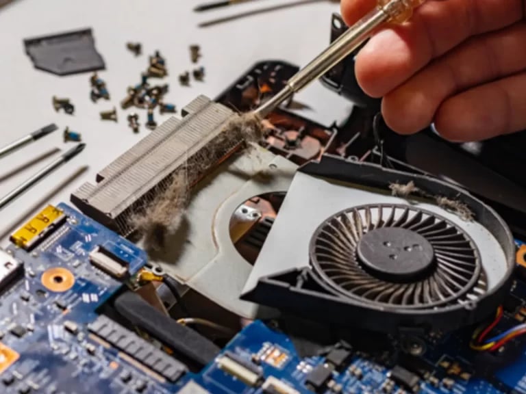 Manutenção preventiva em notebook