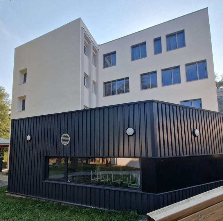 a building with a black and white building with a black and white building