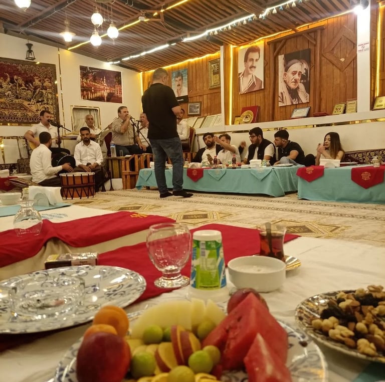 Gülbedesten Konağı Sıra Gecesi