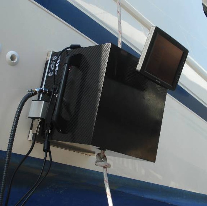 Vacuum hood used for laser shearography