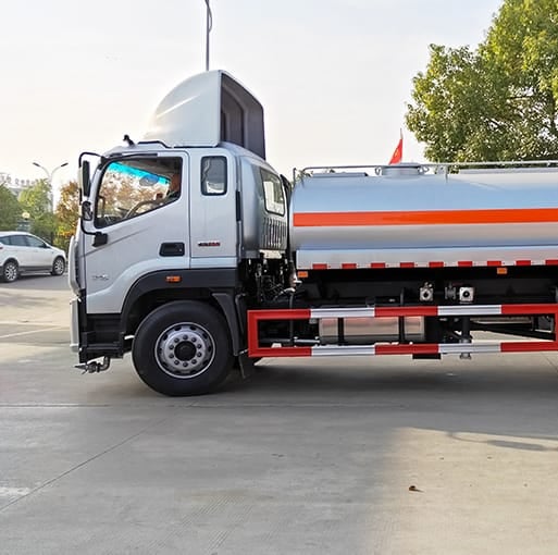 Water tanker Supply Dubai
