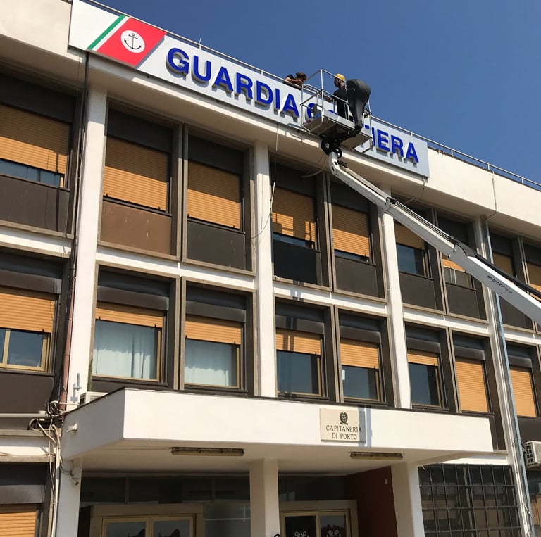 insegna guardia costiera