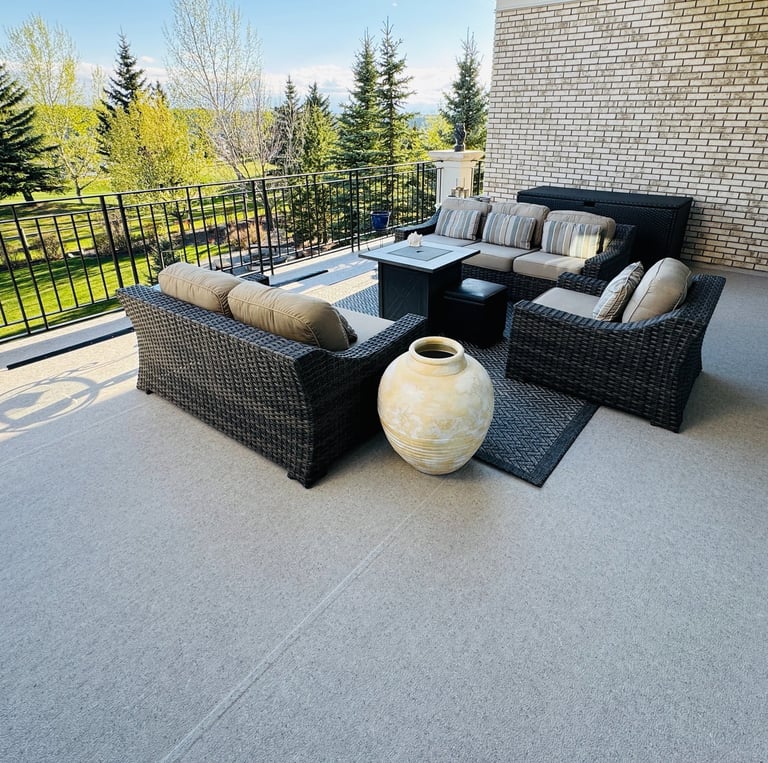A vinyl deck patio with new deck furniture 