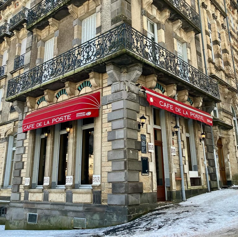 restaurant le cafe de la poste à la bourboule en auvergne