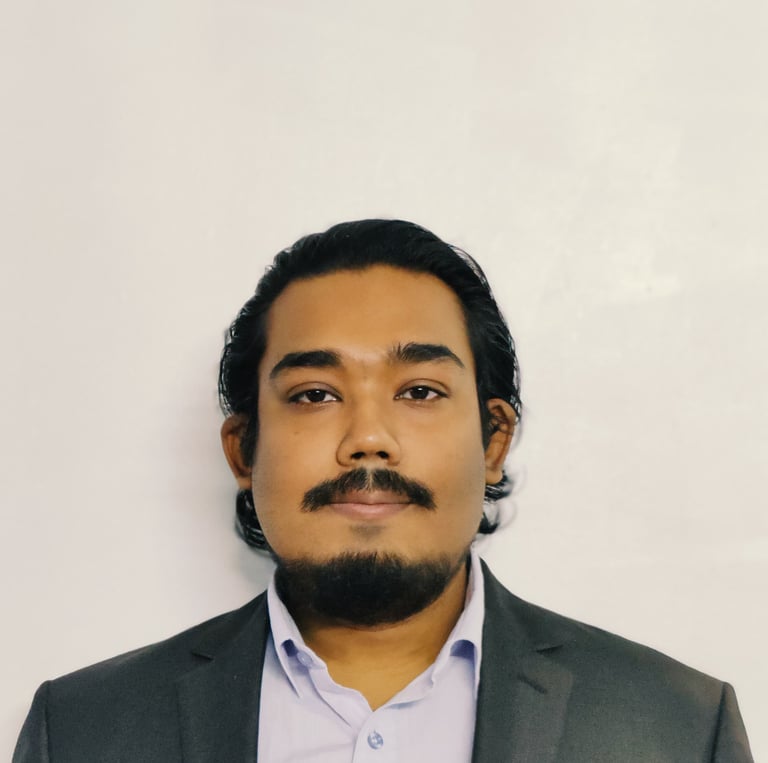 Headshot of Joyanta Mridha, Commerce Media Analytics expert.